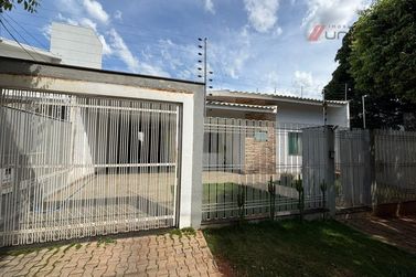 Casa &agrave; venda - 275m&sup2; - Zona 1a