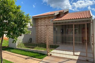 Casa &agrave; venda - 80m&sup2; - Jardim Sakai
