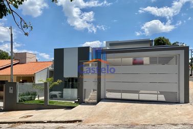 Casa &agrave; venda - 102m&sup2; - Parque Bandeirantes