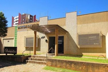 Sal&atilde;o Comercial &agrave; venda - 490m&sup2; - Zona I