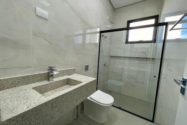 Casa &agrave; venda - 154m&sup2; - ZONA I