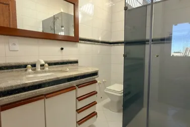 Sobrado &agrave; venda - 376m&sup2; - Zona I
