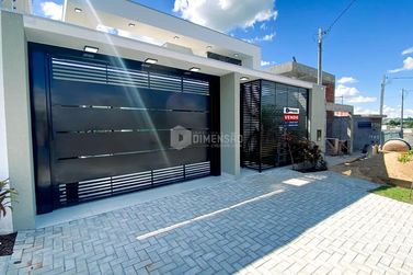 Casa &agrave; venda - 110m&sup2; - Jardim Cima