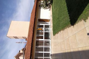 Casa &agrave; venda - 172m&sup2; - Zona I-A