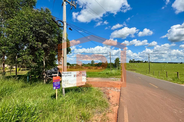 Ch&aacute;cara &agrave; venda - 2001m&sup2; - Zona Rural