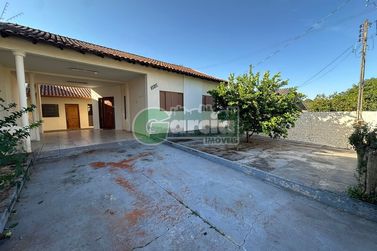 Casa &agrave; venda - 172m&sup2; - Conjunto Patrim&ocirc;nio Umuarama