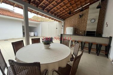 Sobrado &agrave; venda - 248m&sup2; - ZONA VII