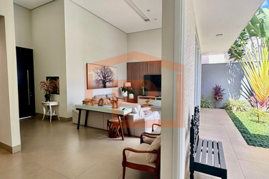 Casa &agrave; venda - 261m&sup2; - Zona II