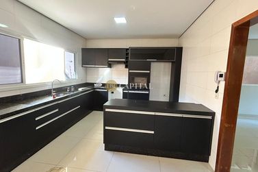 Sobrado para alugar - 145m&sup2; - Jardim dos P&aacute;ssaros