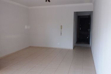 Apartamento &agrave; venda - 91m&sup2; - Zona I