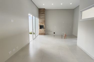 Casa &agrave; venda - 220m&sup2; - Parque Residencial Metropolitano