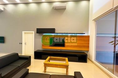 Casa &agrave; venda - 219m&sup2; - Residencial Portal das &Aacute;guas