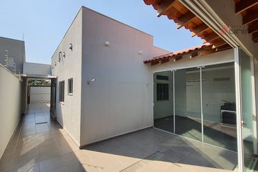 Casa &agrave; venda - 130m&sup2; - Jardim Vila Rica