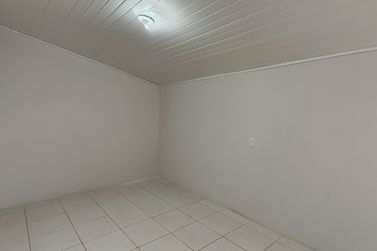 Casa para alugar - 324m&sup2; - ZONA V