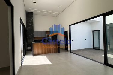 Casa &agrave; venda - 250m&sup2; - Condom&iacute;nio Mont Blanc