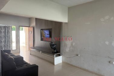 Casa &agrave; venda - 100m&sup2; - ZONA IV