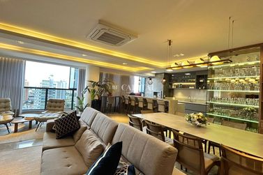 Apartamento &agrave; venda - 330m&sup2; - Zona II