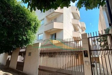 Apartamento &agrave; venda - 101m&sup2; - Edif&iacute;cio Serrano