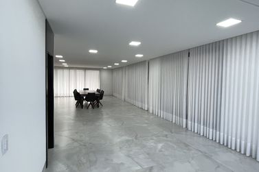 Sobrado &agrave; venda - 360m&sup2; - Condom&iacute;nio Royal Garden