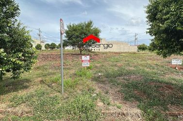 Terreno &agrave; venda - 143m&sup2; - Parque Colina Verde