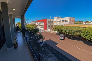 Sala Comercial &agrave; venda - 342m&sup2; - Centro