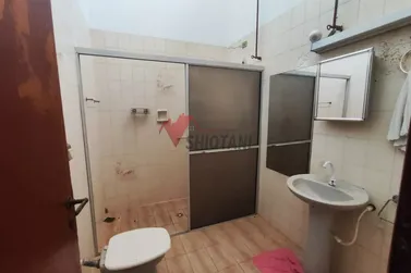 Casa &agrave; venda - Zona VI