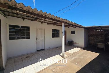 Casa &agrave; venda - 110m&sup2; - Zona I