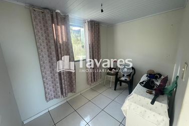 Casa &agrave; venda - 84m&sup2; - Parque Tarum&atilde;