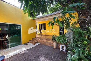 Casa &agrave; venda - 190m&sup2; - JARDIM S&Atilde;O FRANCISCO
