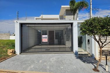 Casa &agrave; venda - 127m&sup2; - Jd Interlagos