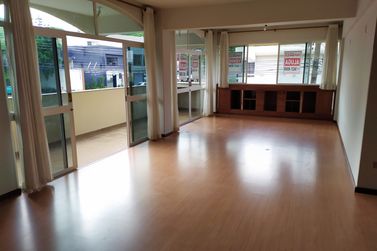 Apartamento &agrave; venda - 234m&sup2; - ZONA I