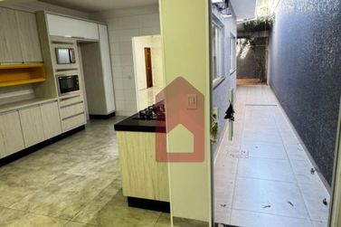 Casa para alugar - 197m&sup2; - Jardim Yoshi