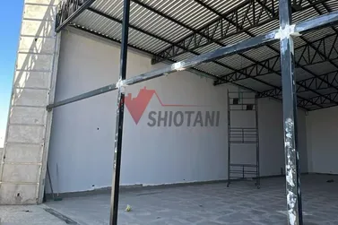 Sal&atilde;o Comercial para alugar - Zona III