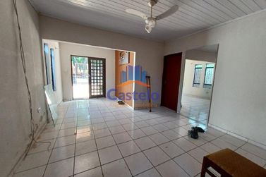 Casa &agrave; venda - 180m&sup2; - Parque San Remo III