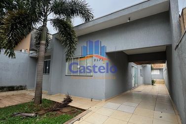 Casa para alugar - 187m&sup2; - ZONA IV