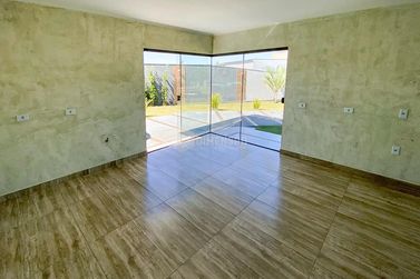 Casa &agrave; venda - 310m&sup2; - Perimetro Urbano Serra Dos Dourados
