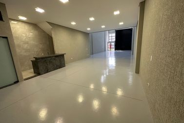 Sal&atilde;o Comercial para alugar - 300m&sup2; - Parque Interlagos