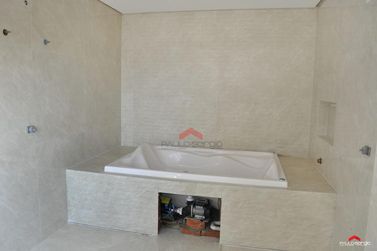 Apartamento &agrave; venda - 180m&sup2; - Zona III