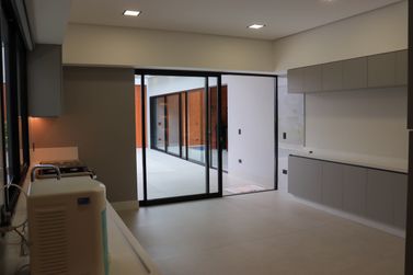 Casa &agrave; venda - 420m&sup2; - Condom&iacute;nio Europark