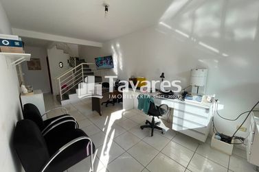 Sobrado &agrave; venda - 145m&sup2; - Zona II