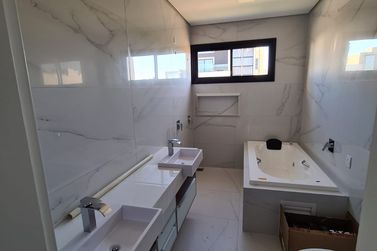 Casa &agrave; venda - 153m&sup2; - CONDOM&Iacute;NIO PAYSAGE ASSENZA