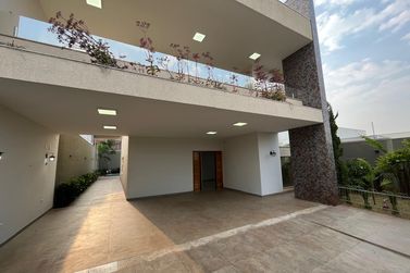 Sobrado &agrave; venda - 428m&sup2; - Jardim Imigrantes II