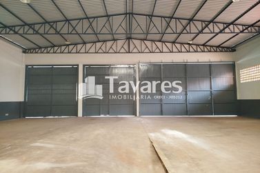 Sal&atilde;o Comercial para alugar - 700m&sup2; - Jardim Santiago