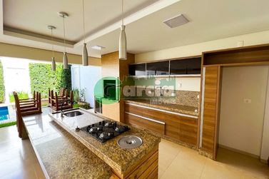 Casa &agrave; venda - 357m&sup2; - Residencial Ecoville