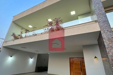 Casa para alugar - 380m&sup2; - Jardim Imigrantes II