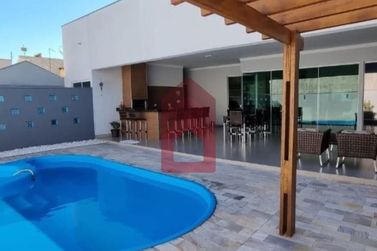 Casa &agrave; venda - 233m&sup2; - Jardim Tamoio