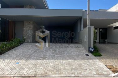 Casa &agrave; venda - 362m&sup2; - Condom&iacute;nio Europark