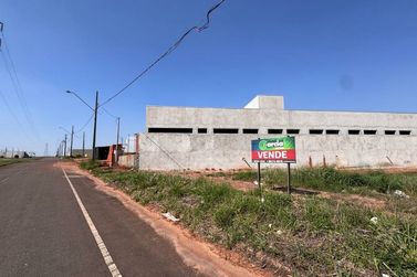Terreno &agrave; venda - 2200m&sup2; - Parque Residencial Interlagos II