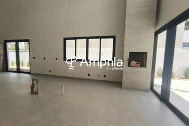 Casa &agrave; venda - 306m&sup2; - Tropical