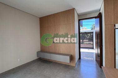 Casa &agrave; venda - 135m&sup2; - -